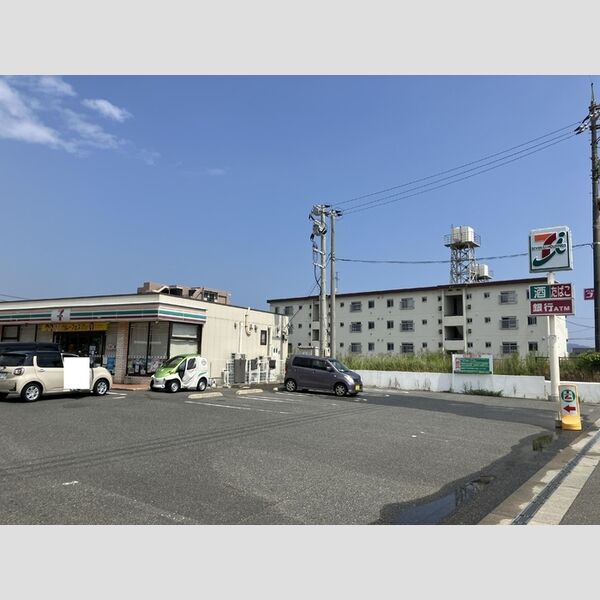 現地周辺 (セブンイレブン下関富任町店(411m))