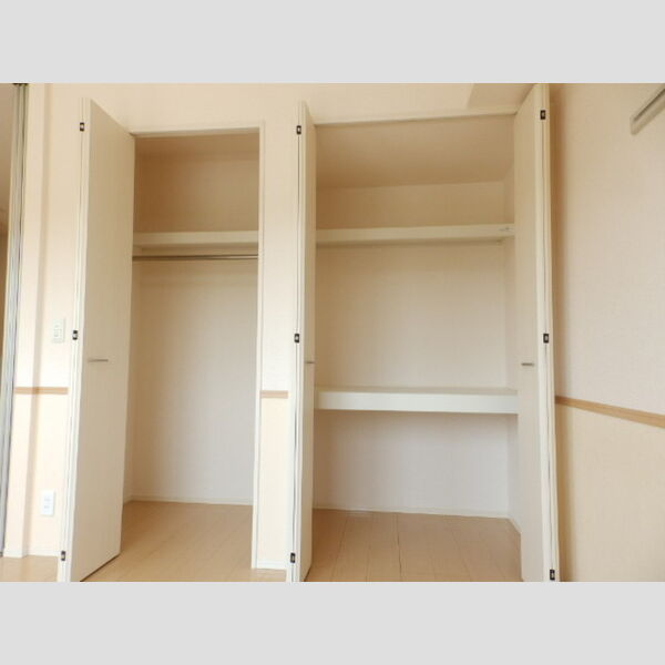 収納 (クローゼット)