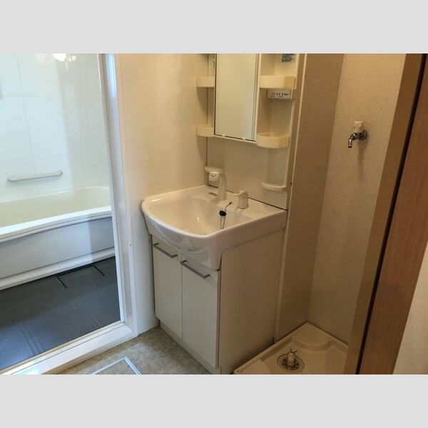 洗面所 (洗面室)