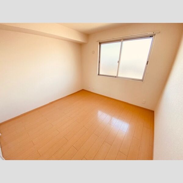 その他 (6.1帖洋室)