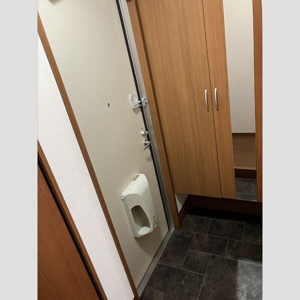玄関 (玄関)