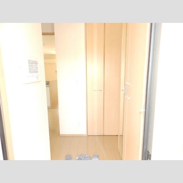 玄関 (玄関)