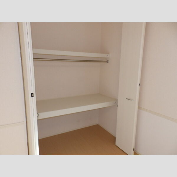 収納 (クローゼット)