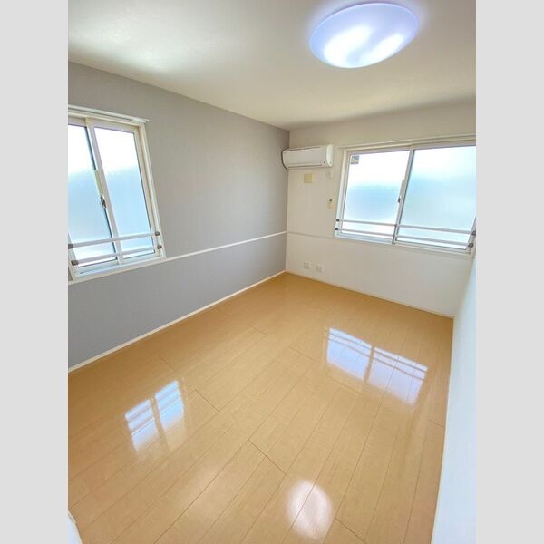 その他 (洋室6.7帖)