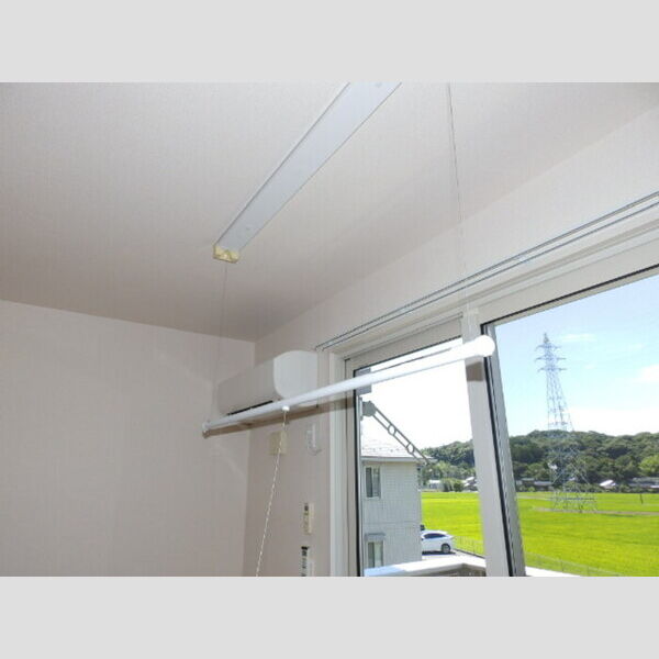 その他 (室内物干し)