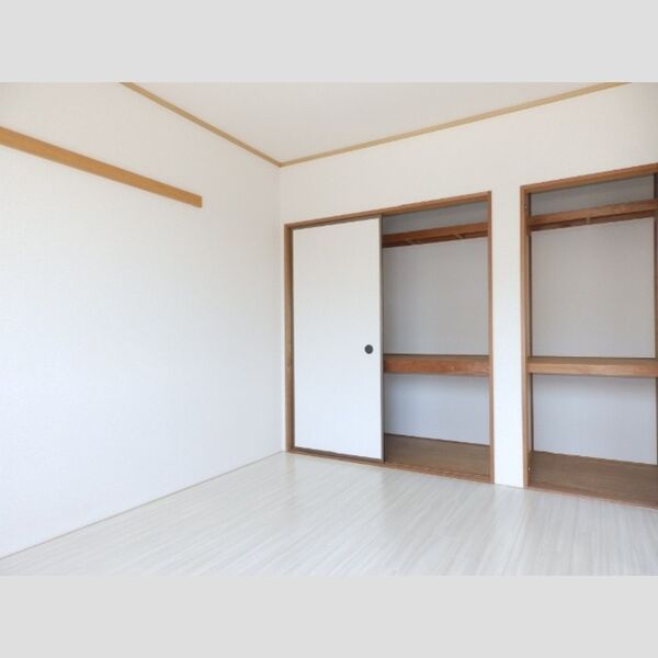 その他 (洋室)