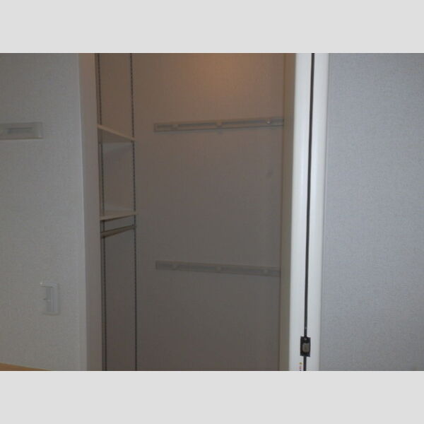 その他 (クローゼット)