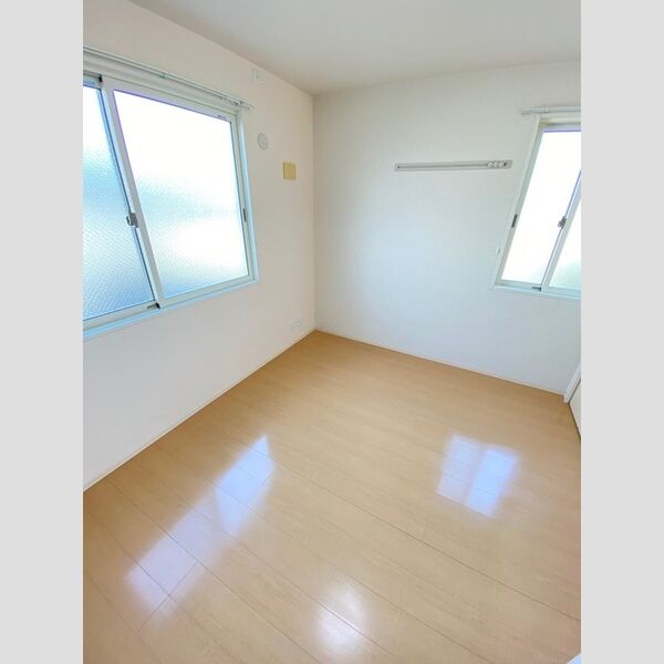 その他 (洋室5帖)