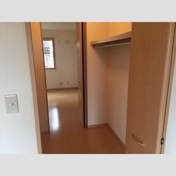 収納 (ウォークインクローゼット)