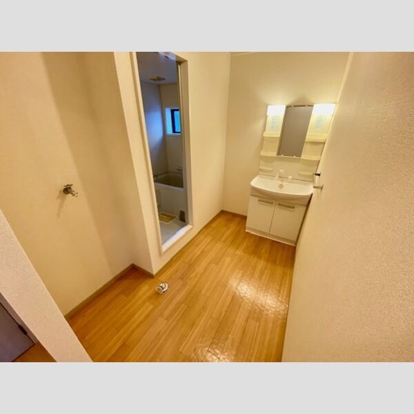 洗面所 (洗面室)