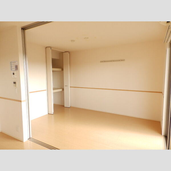 その他 (洋室6帖)