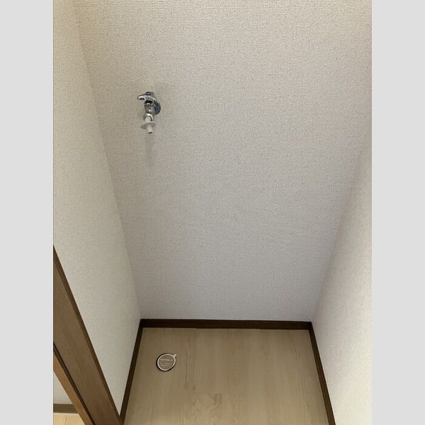 その他 (洗濯機置き場)