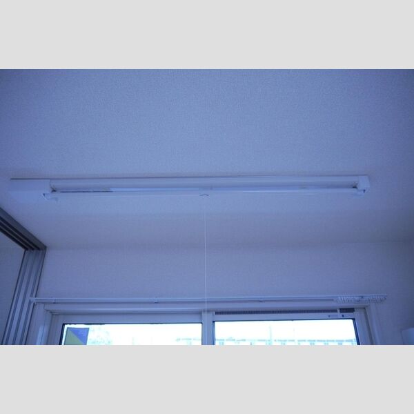 その他 (室内物干し)