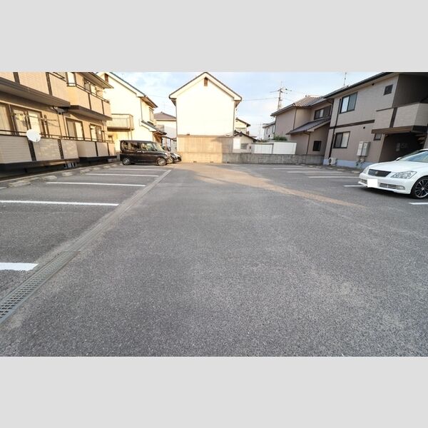 駐車場 (駐車場)