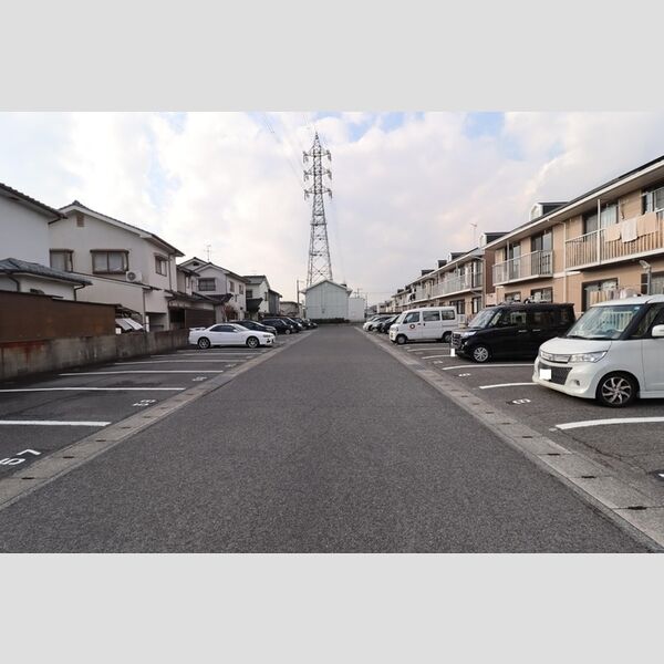 駐車場 (駐車場)