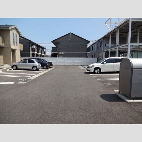 駐車場 (敷地内 駐車場)