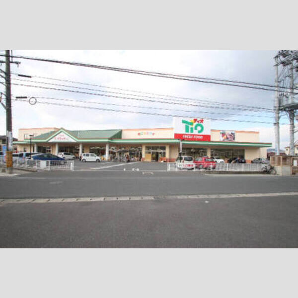 現地周辺 (ティオ東岡山店 581m)