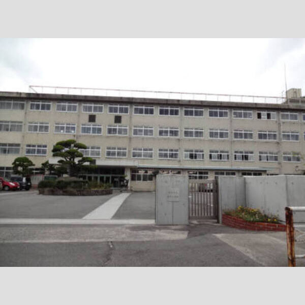 現地周辺 (岡山市立幡多小学校(949m))