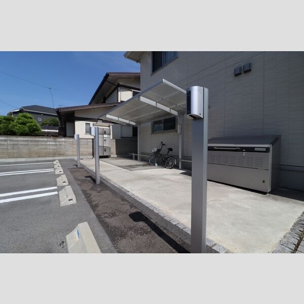 駐車場 (駐車場)