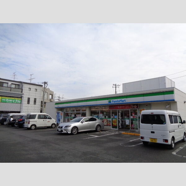 現地周辺 (ファミリーマート岡山清水店713m)