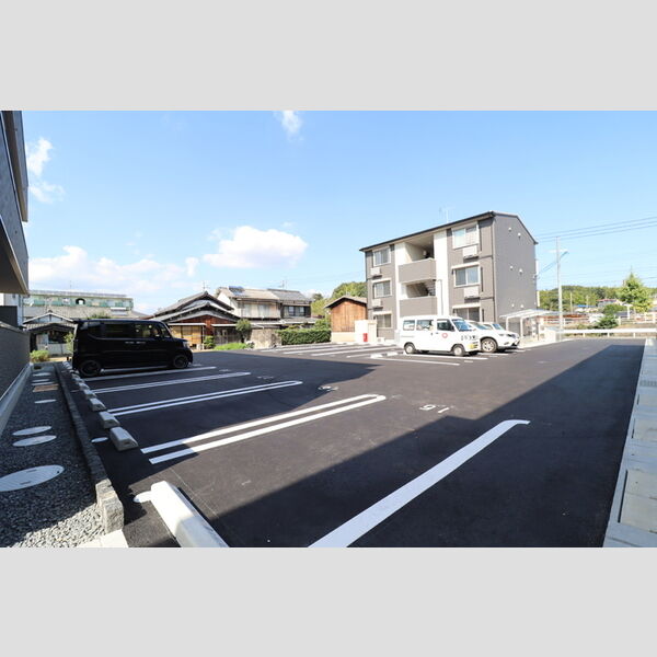 駐車場 (駐車場)