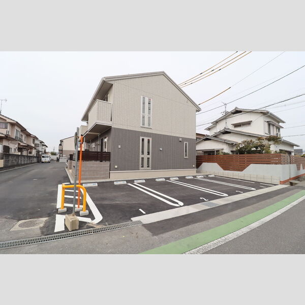 駐車場 (駐車場)
