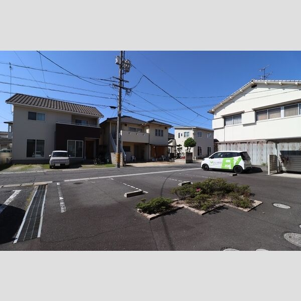 駐車場 (駐車場②)