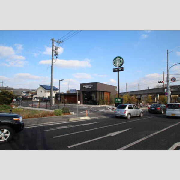 現地周辺 (スターバックスコーヒー岡山けやき通り店(636m))