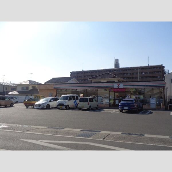 現地周辺 (セブンイレブン岡山関店385m)
