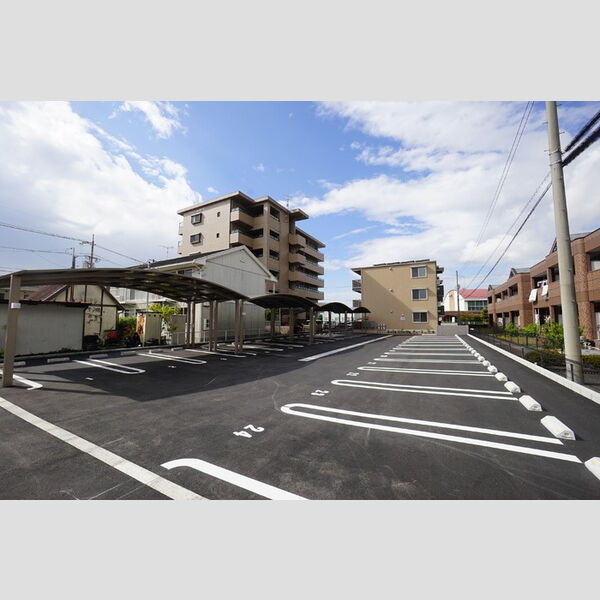 駐車場 (駐車場)