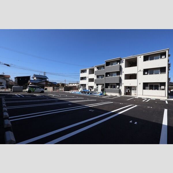 駐車場 (駐車場)