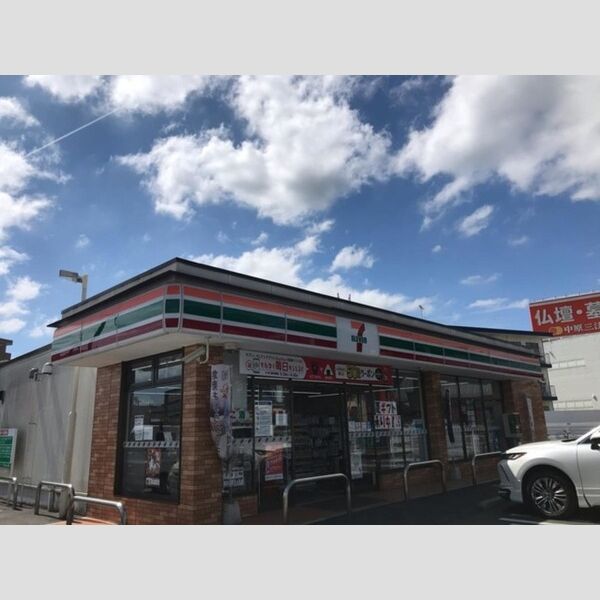現地周辺 (セブンイレブン岡山浜店(715m))