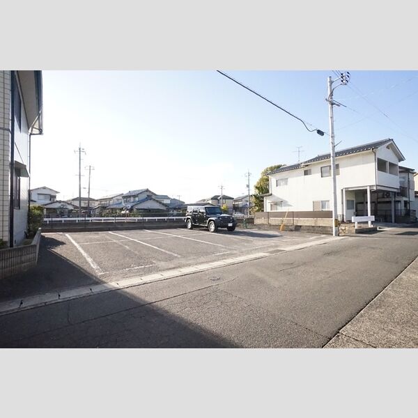駐車場 (駐車場)