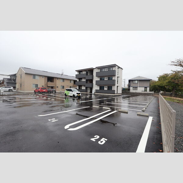 駐車場 (駐車場)