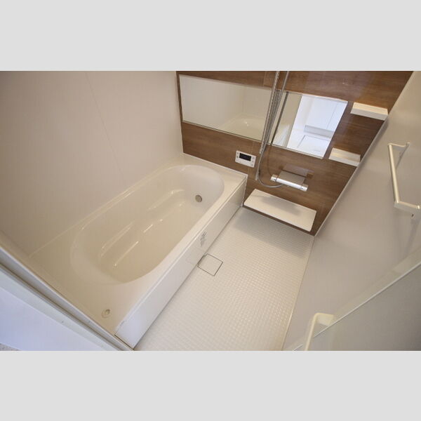 バス (101　浴室)