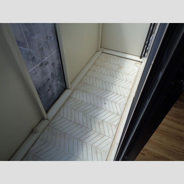 バルコニー・ベランダ (バルコニー)