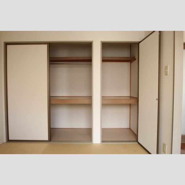 その他 (202 和室収納)