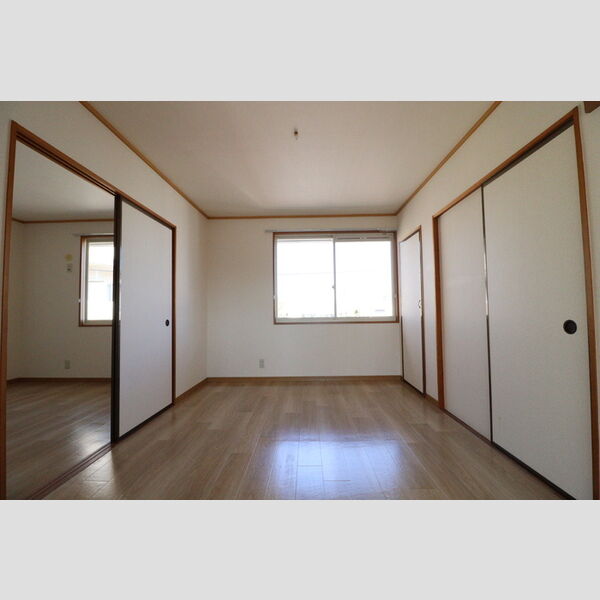 その他 (北東洋室)