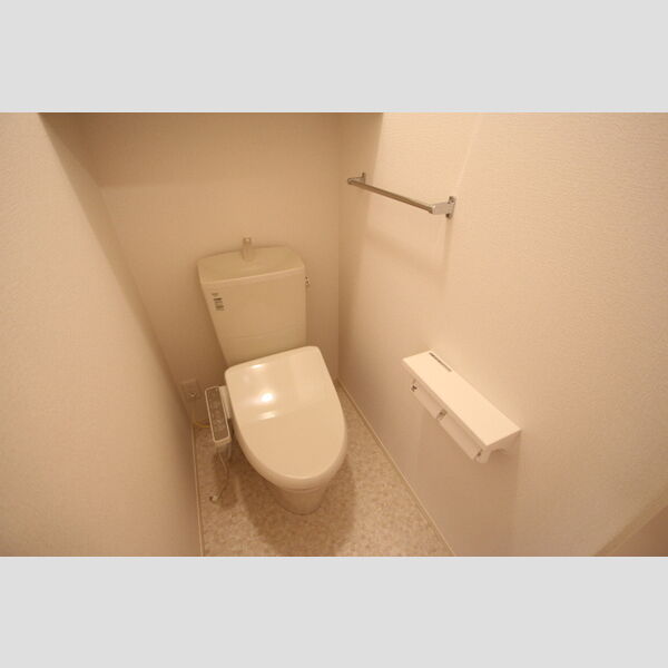 トイレ (107　トイレ)