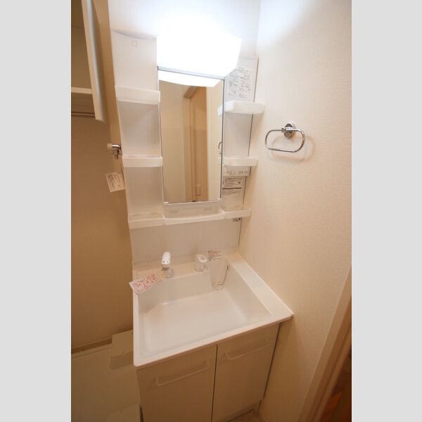 洗面所 (107　洗面室)