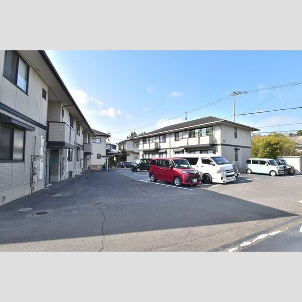 駐車場 (駐車場)