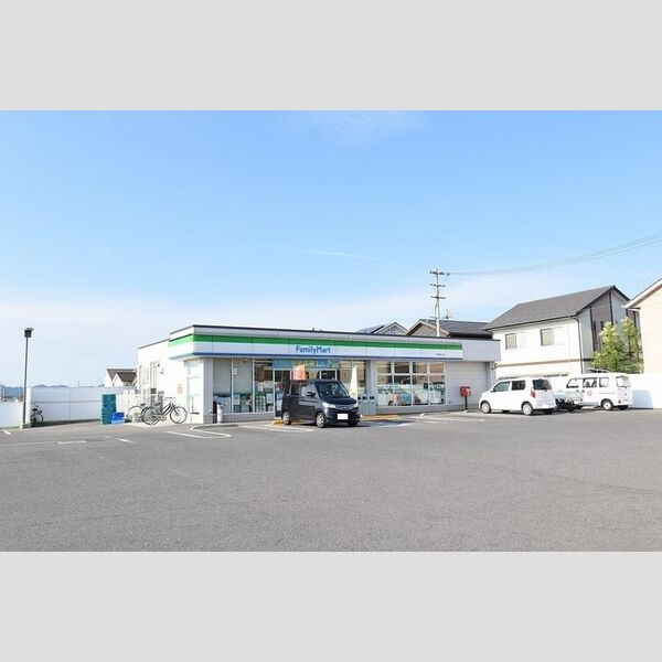 現地周辺 (ファミリーマート三木町氷上店)