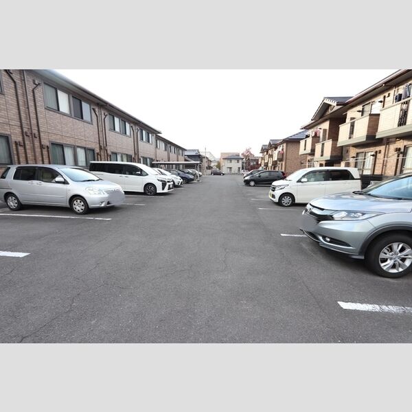 駐車場 (駐車場)