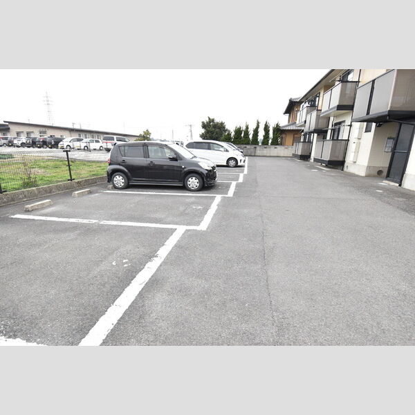 駐車場 (駐車場)