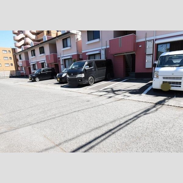 駐車場 (駐車場)