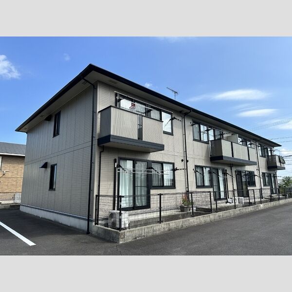 建物外観 (外観写真)