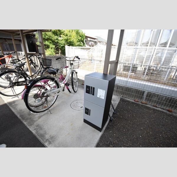 現地周辺 (宅配ボックス)