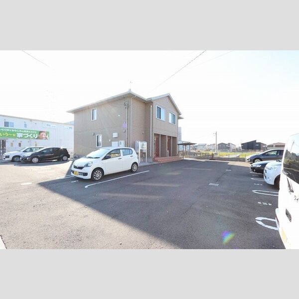 駐車場 (駐車場)