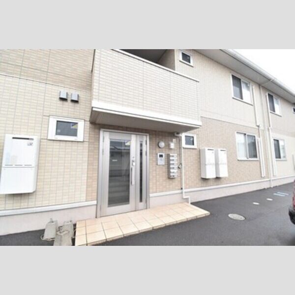 エントランス (エントランス)