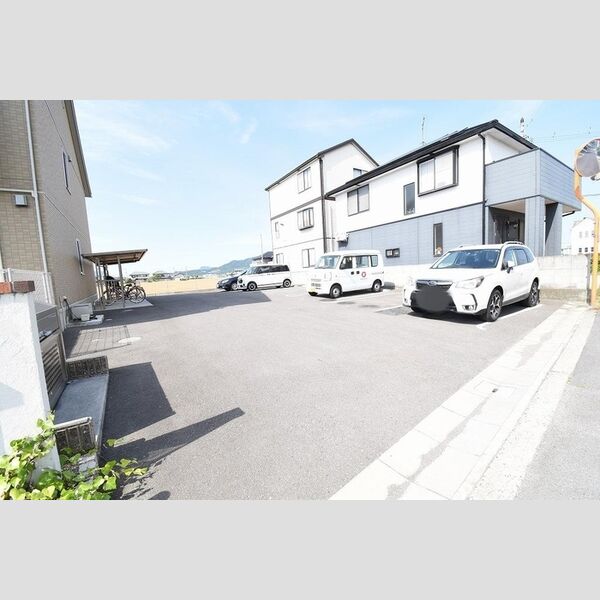 駐車場 (駐車場)